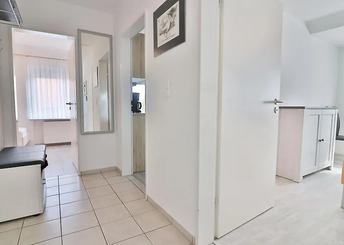 Haus Am Rosengarten - Heuler *